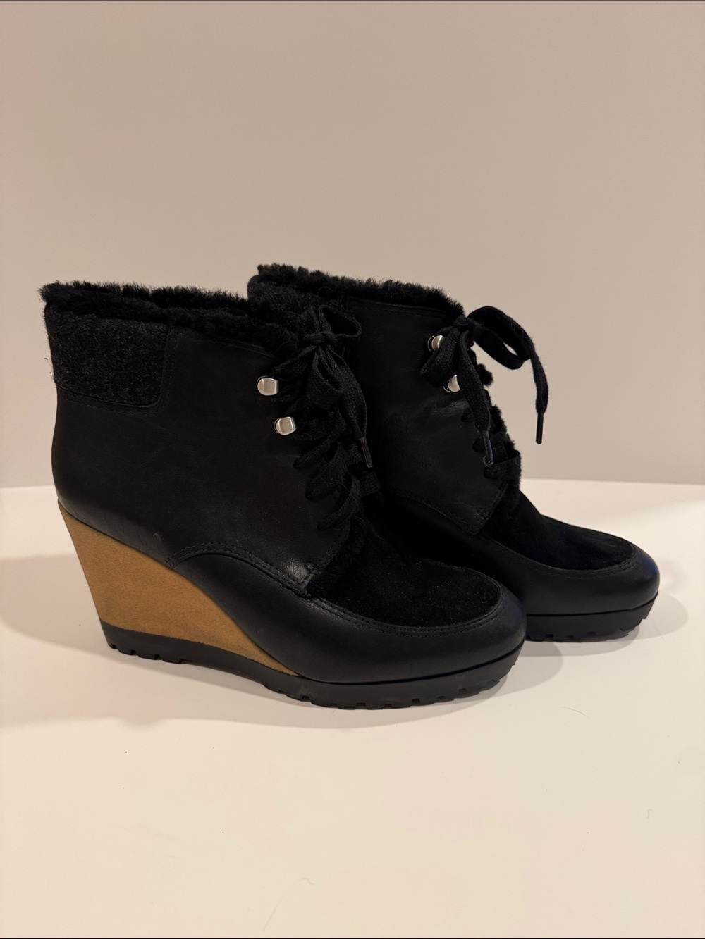 Cole Haan Waterproof Henson Black Leather Shearling Bootie Shoes - Picture 3 of 8